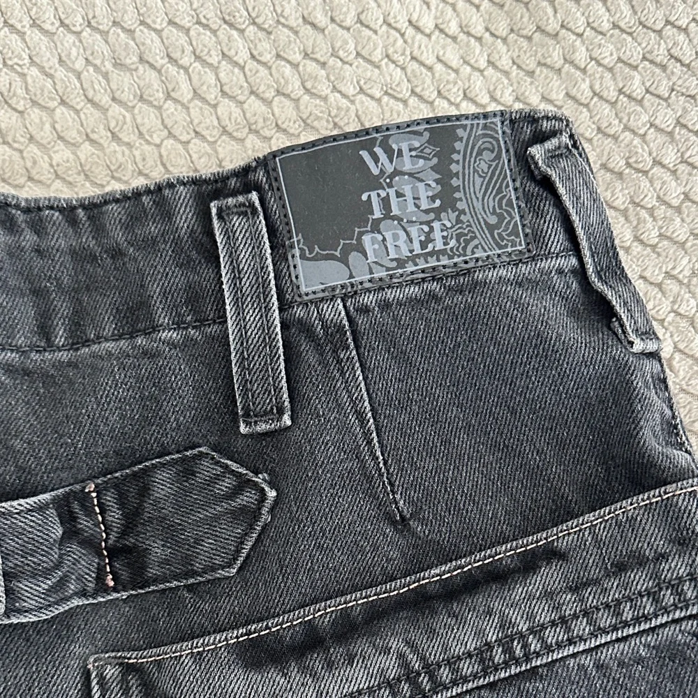 BNWT We The Free Charcoal Denim Carpenter Pants - Picture 8 of 10